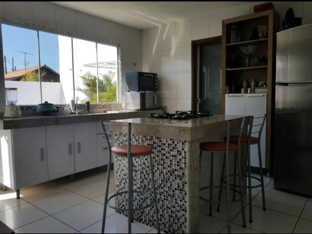 Casa em Cabo Frio com piscina privativa, até 10 pessoas
