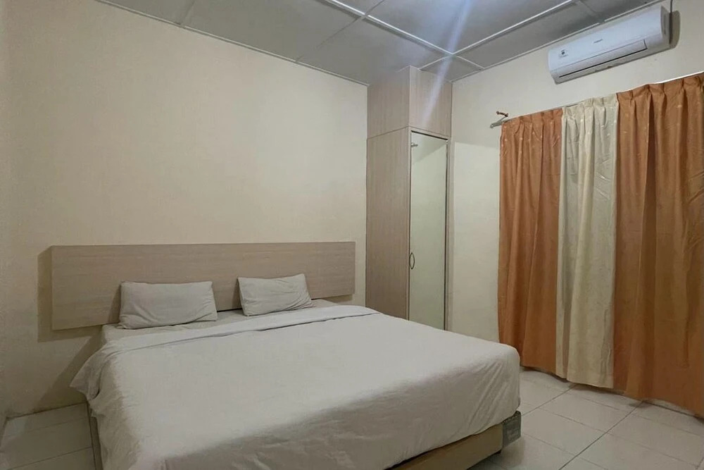 Hotel O Homestay Pakmuklis Syariah 2 Near Taman Mini Lhokseumawe