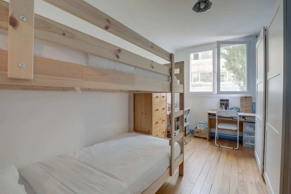 2 bedroom family apartment for 4 people by GuestReady