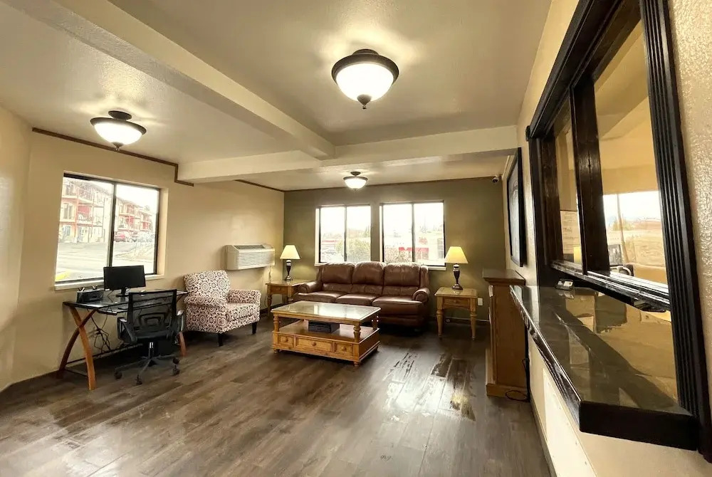 Super 8 By Wyndham Moscow / Pullman