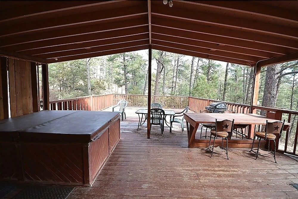 Beckham Hill - Three Bedroom Cabin
