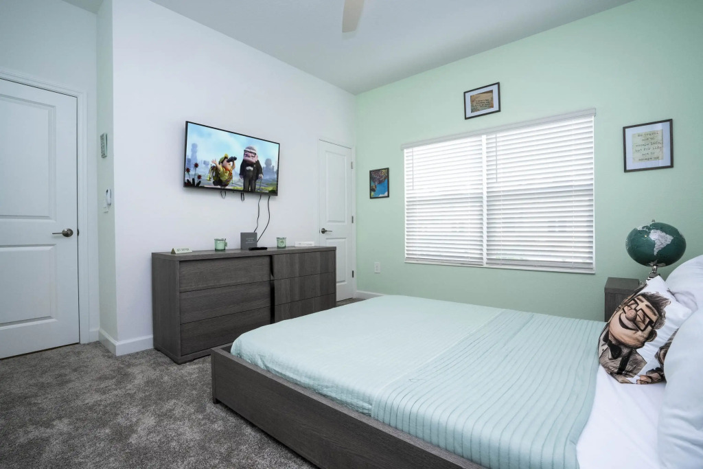 Gorgeous 4 Bd w Pool Storey Lake Resort 2653