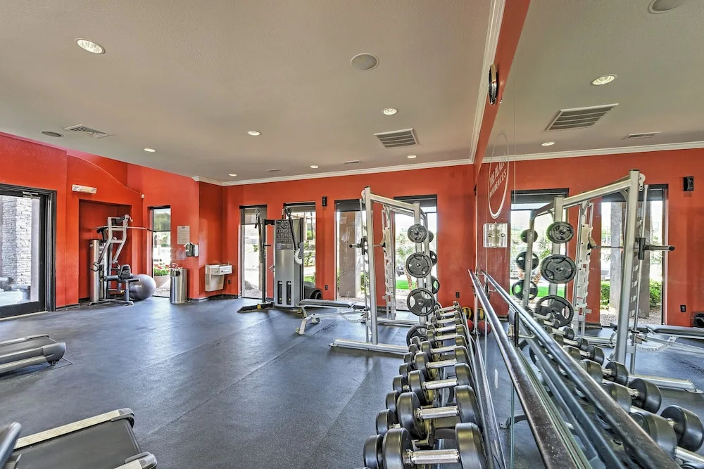 < 1 Mi to Scottsdale Quarter! Resort Condo w/ Pool