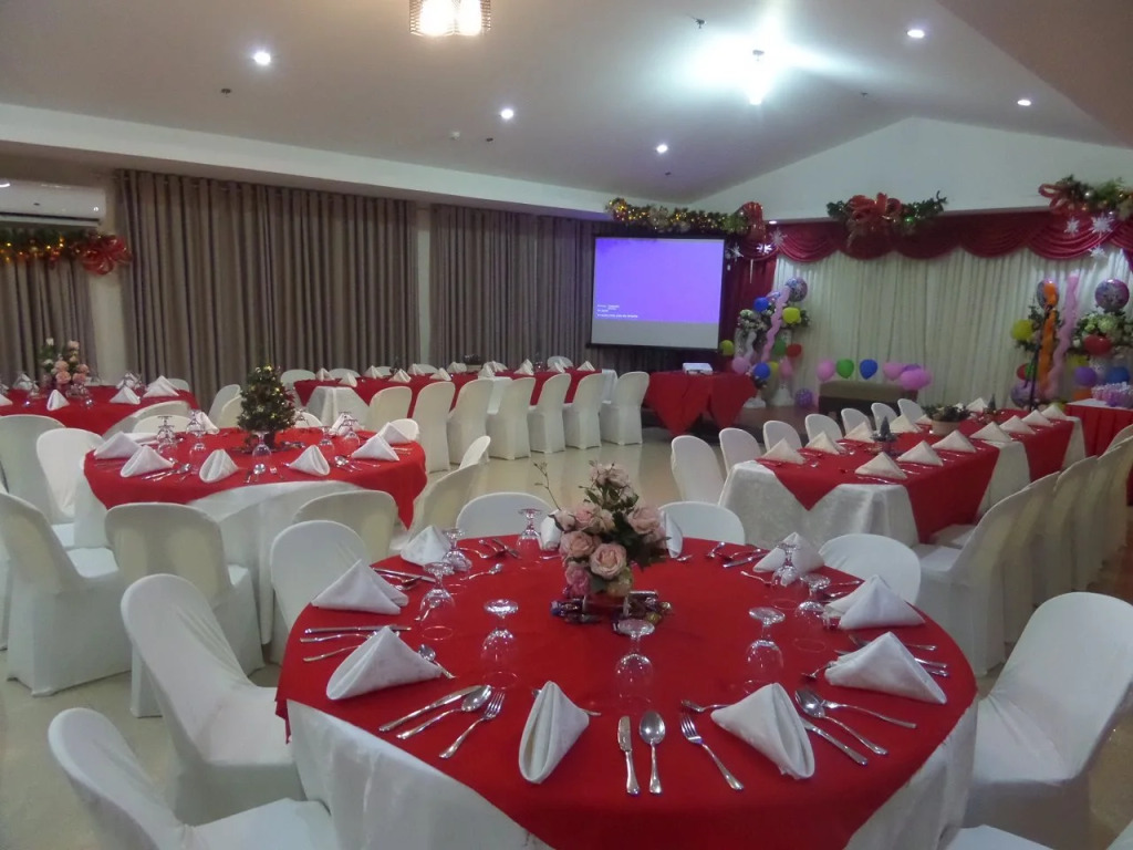 Royal Suites Condotel