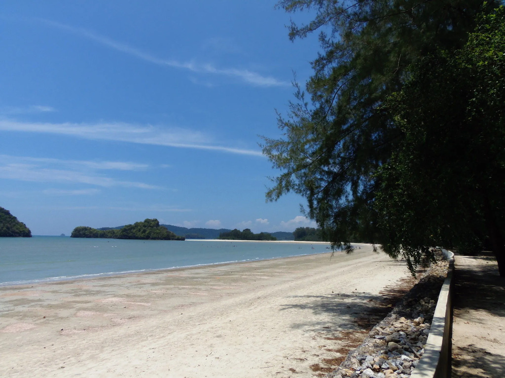 Maneetel Krabi Beachfront-SHA Plus