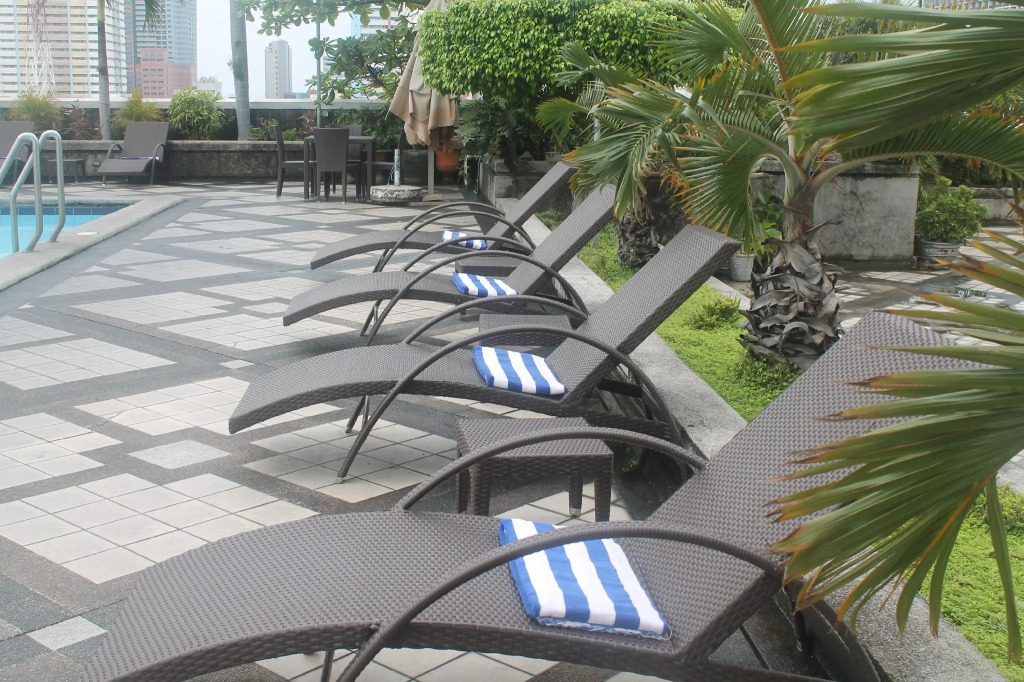 The Pearl Manila Hotel