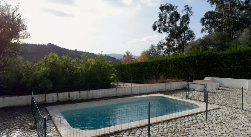 Feels Like Home - House Sintra