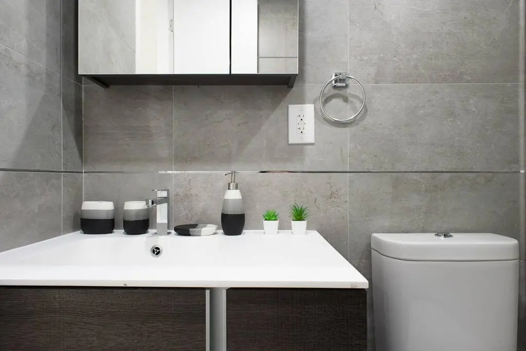 75-4a Brand new 3BR Prime UES W D in Unit