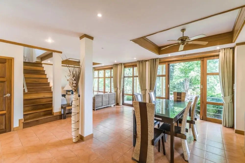 6 Bedroom Twin Villas on Beach Front Resort 11/12