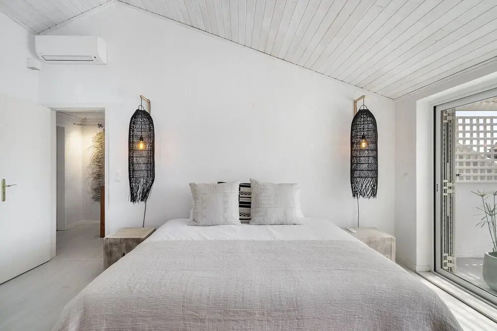 Stylish Sunny Penthouse Near Cascais Center & Greenspace