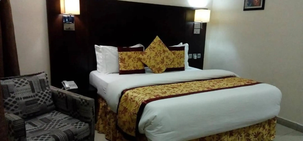 GreenPoint Hotel