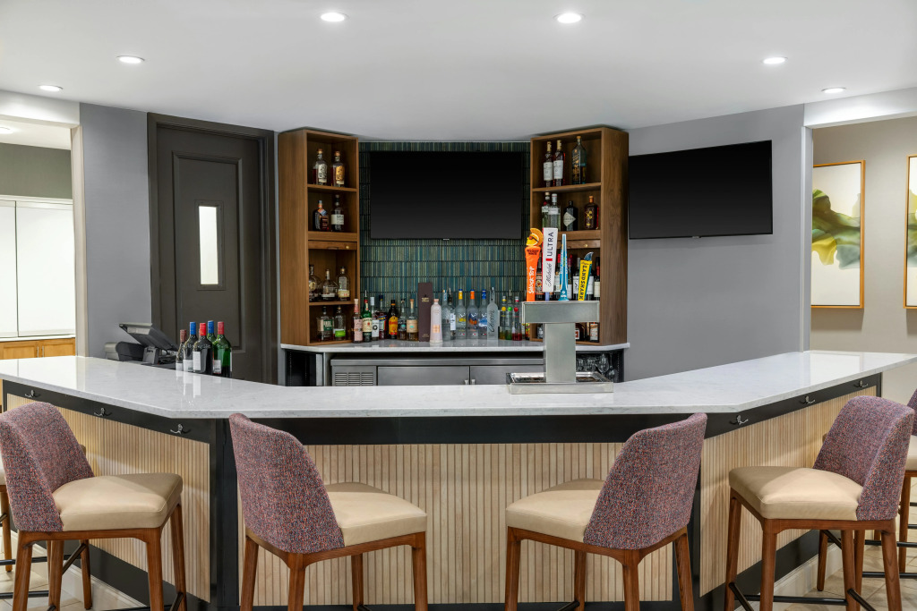 Embassy Suites Fort Myers - Estero