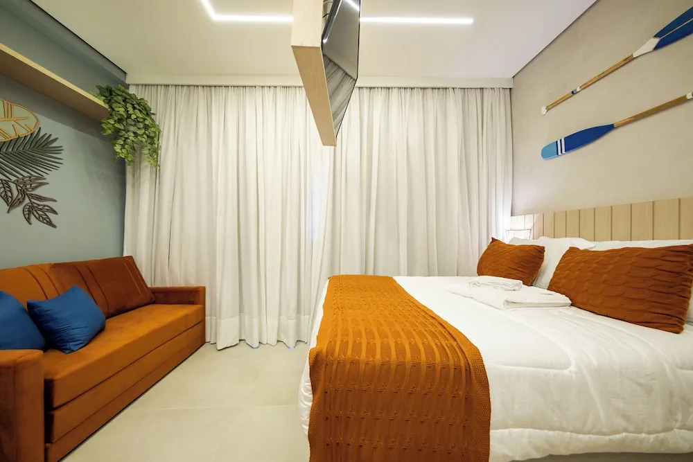 Stay Home Luxo | 1min Praia Gonzaga | Rooftop, Piscina, Sauna & Gym