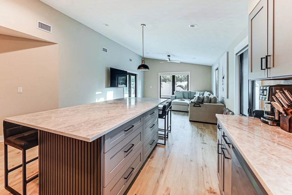 1 Mi to Beach! Modern Tropical Retreat in Naples