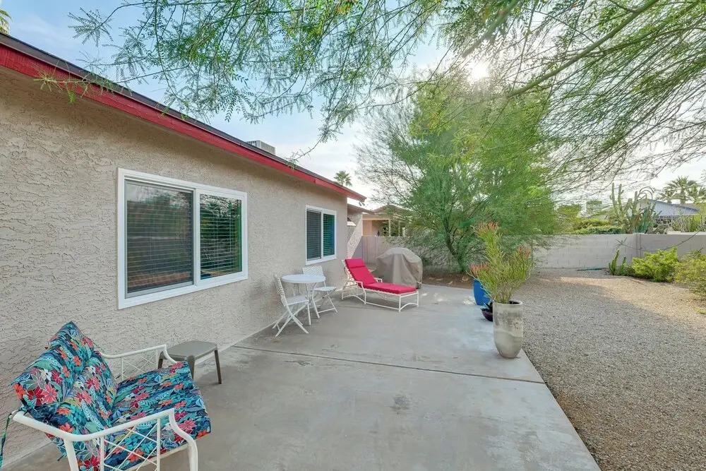 Sun Lakes Home w/ 3 Pools in Retirement Community