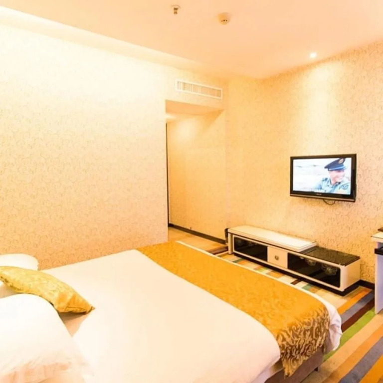 Youhao Holiday Hotel