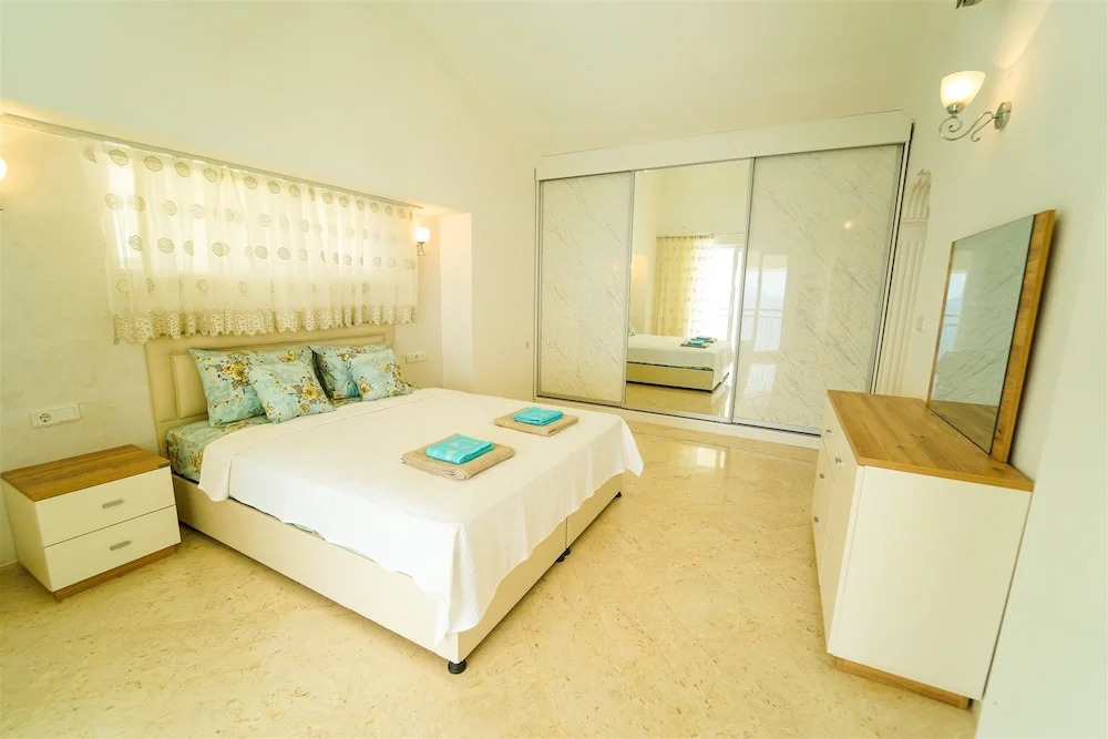 Dreamland Villa