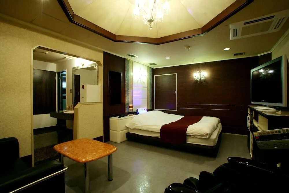 HOTEL MOBILIA