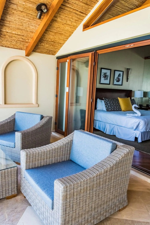 Palms 5 Luxury Beachfront Villa