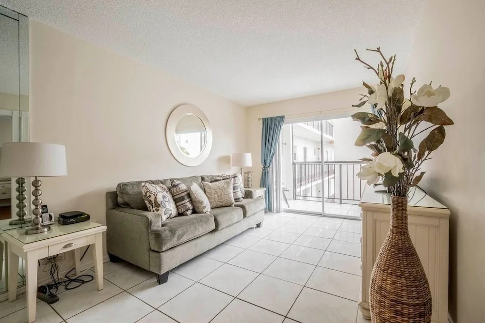Le Cartier 325 - Condo 4 People, Sunny Isles