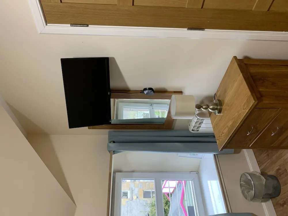 1 Lochness Rooms&Hostel