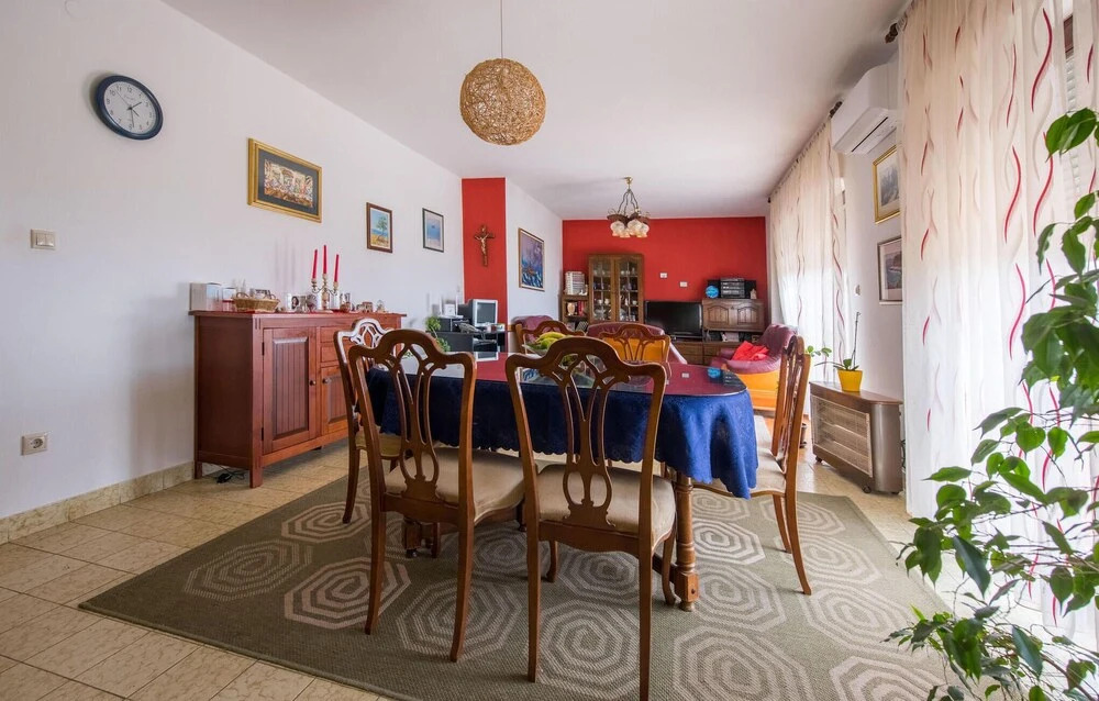 Awesome Home In Kastel Sucurac