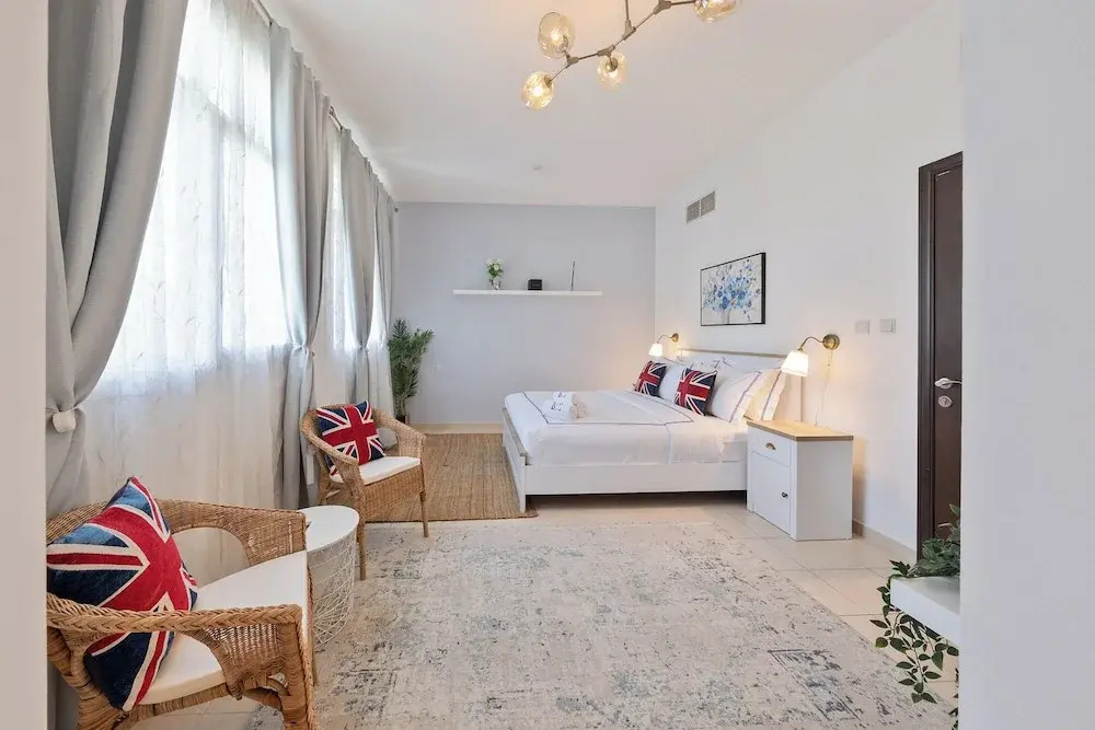 Luxury Escapes - Luxury Short-Term Stay 2BHK plus Maids room Villa