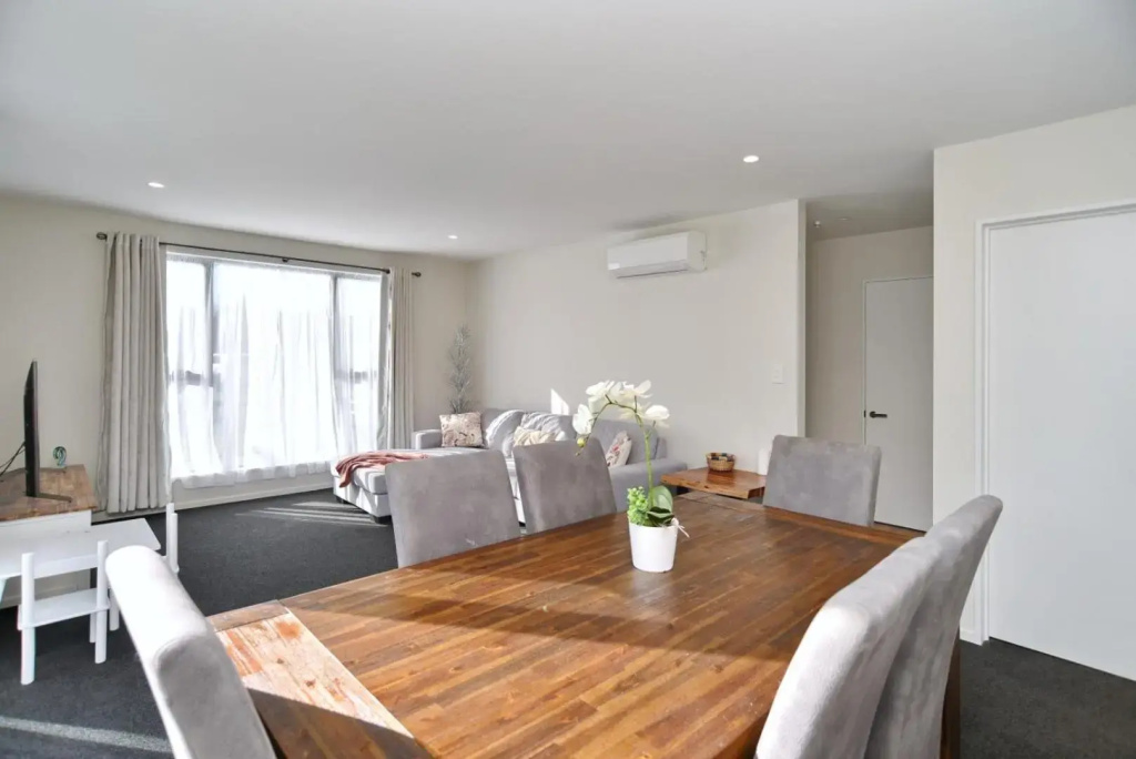 Thomas Townhouse - Christchurch Holiday Homes