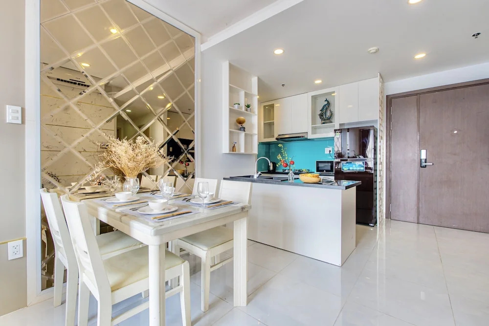 Rivergate Residence Saigon Central Walk to District 1 Free Pool