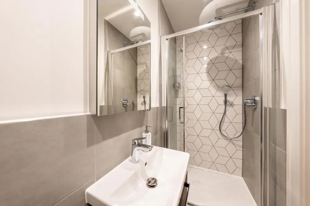 LUXURY APARTMENTS - Heathrow airport - FREE PARKING