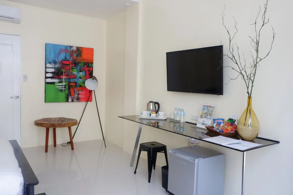 Luxx Boutique Boracay