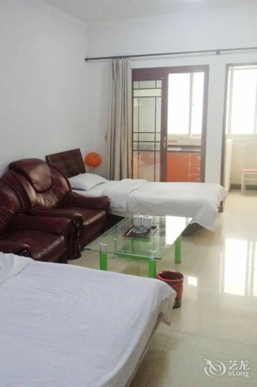 Xiaojinhua Apartment Hotel