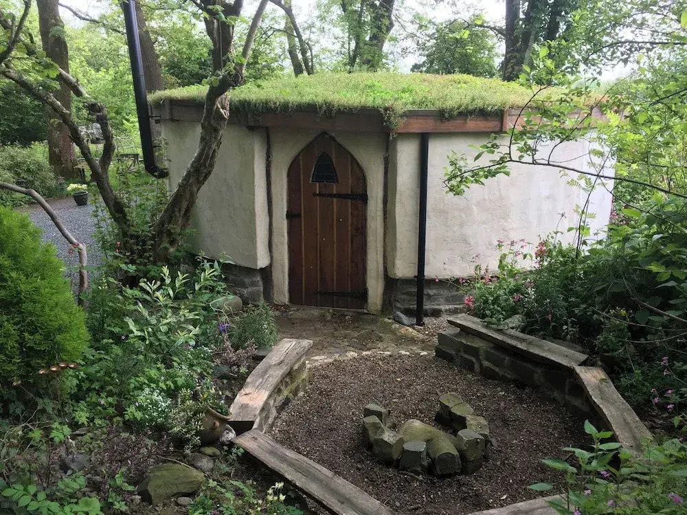 Large Sound Healing Retreat Cottage in West Wales
