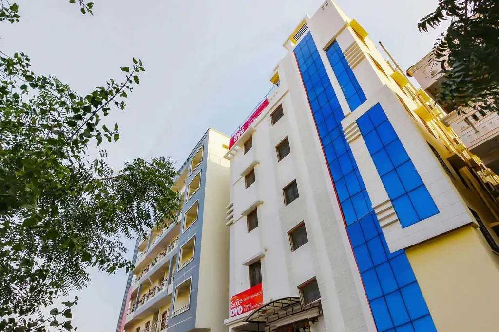 Nine Star Hotel