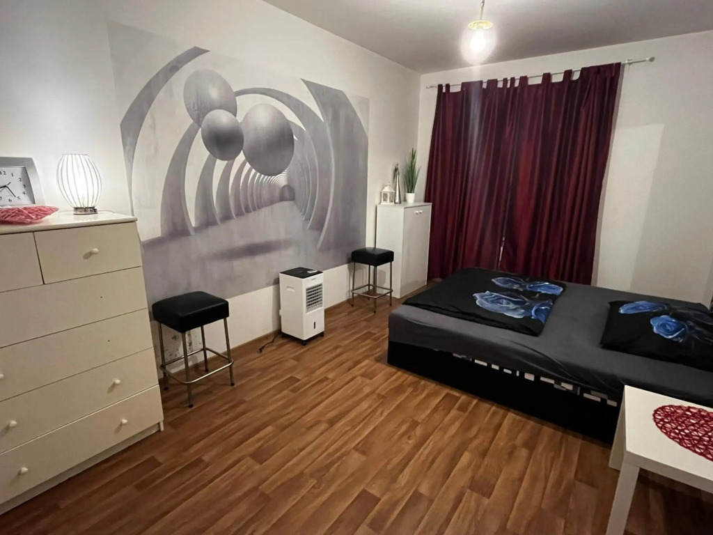 MONFas APARTMENT GARDEN CITY