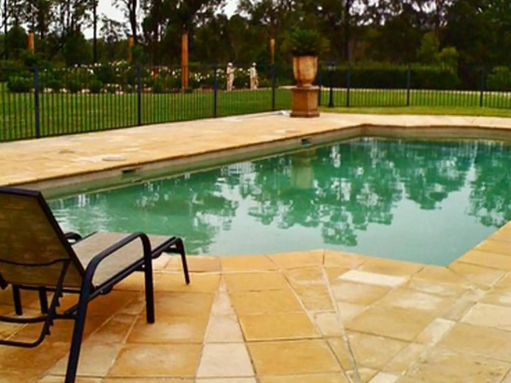 Villa Provence Estate