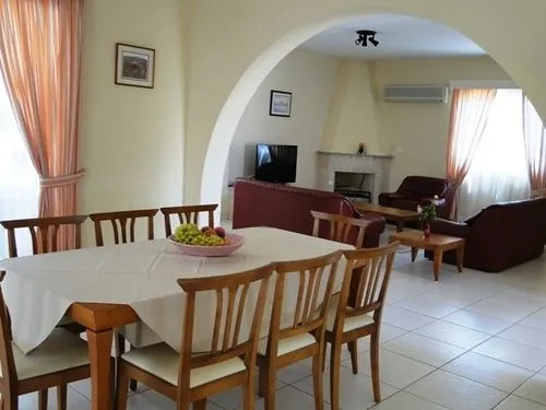 Amalthia Villas