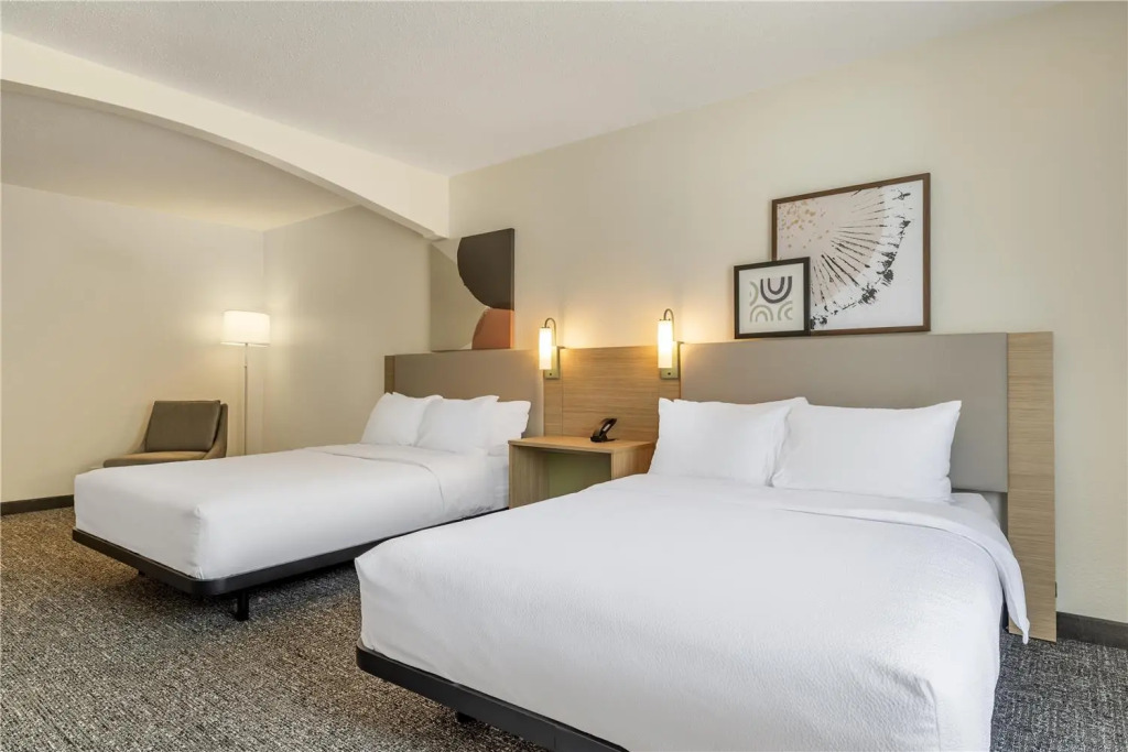 Spark by Hilton La Crosse Onalaska