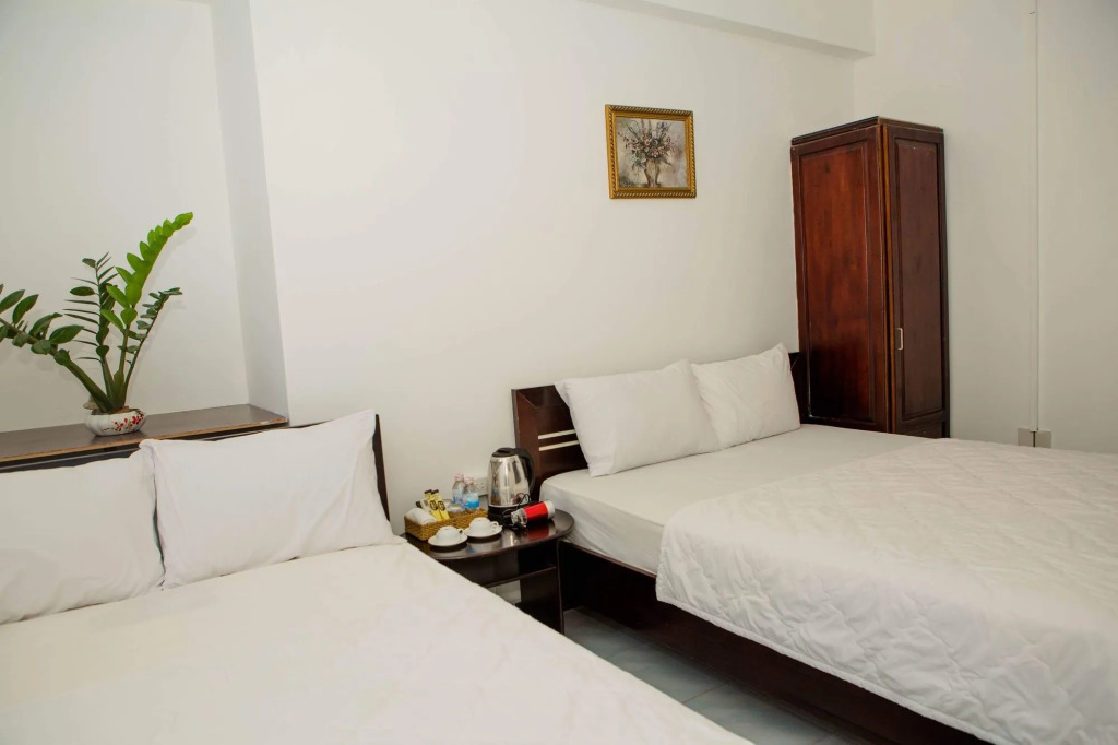 Emerald Hotel