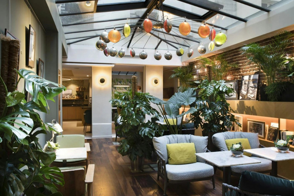 Hotel Le Six