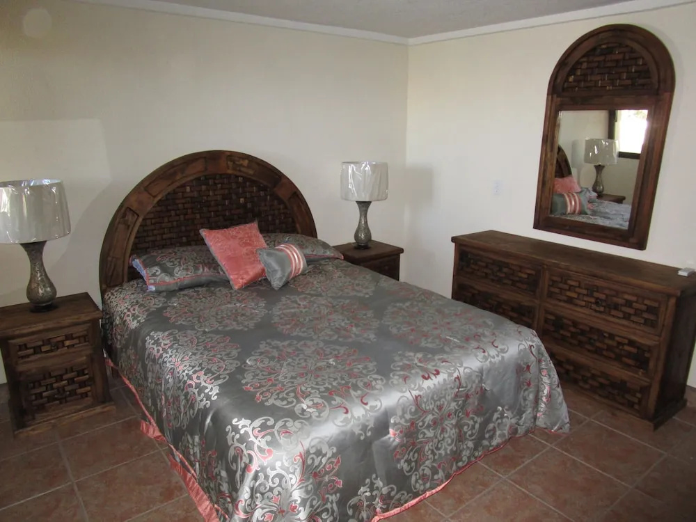 Hotel Lorimar