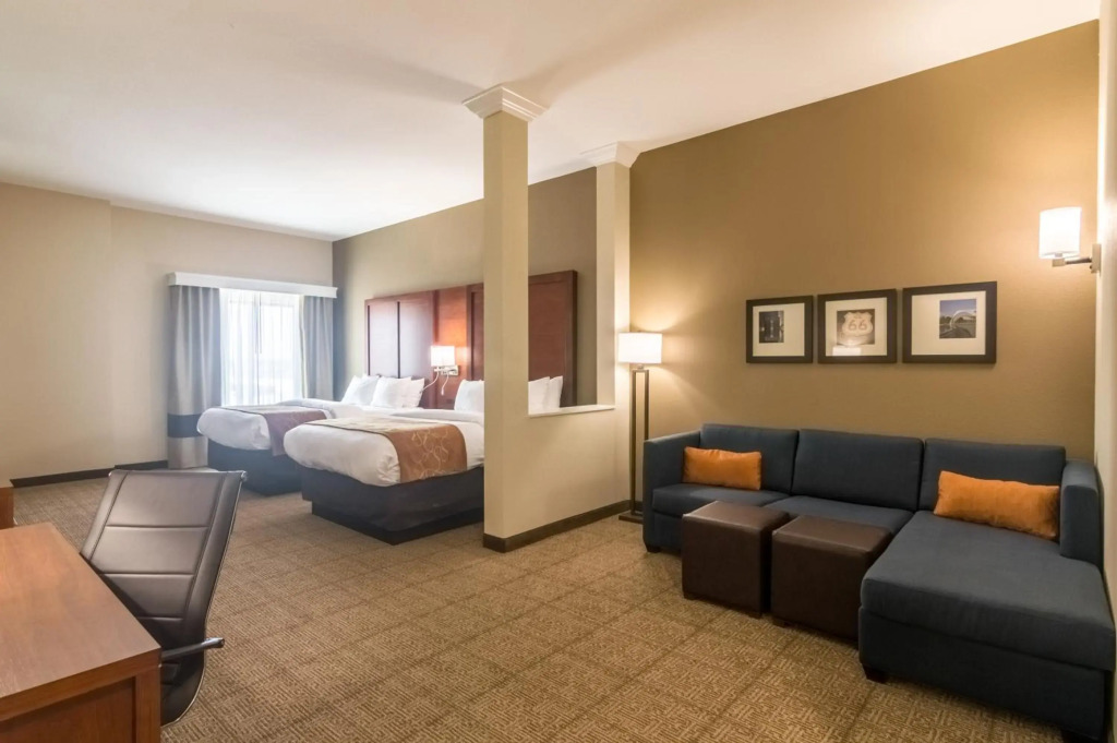 Comfort Suites Meridian and I-40