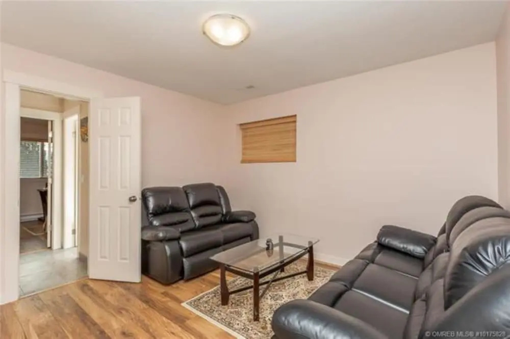 Beautiful Homestay In West Kelowna