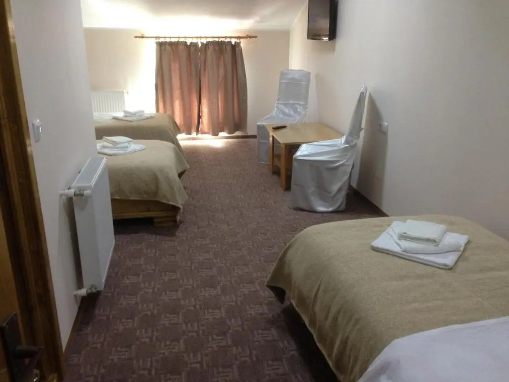 Hotel Adial