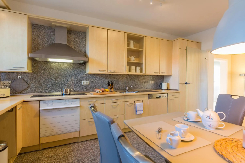 PREMIUM-LODGE im DER SÜDSCHWEDE ... Dein Gästehaus mitten in Zingst