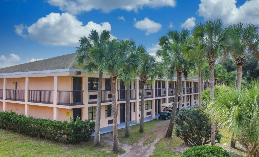 APM Inn & Suite