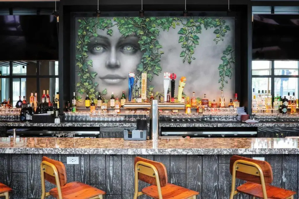 Le Meridien Essex Chicago
