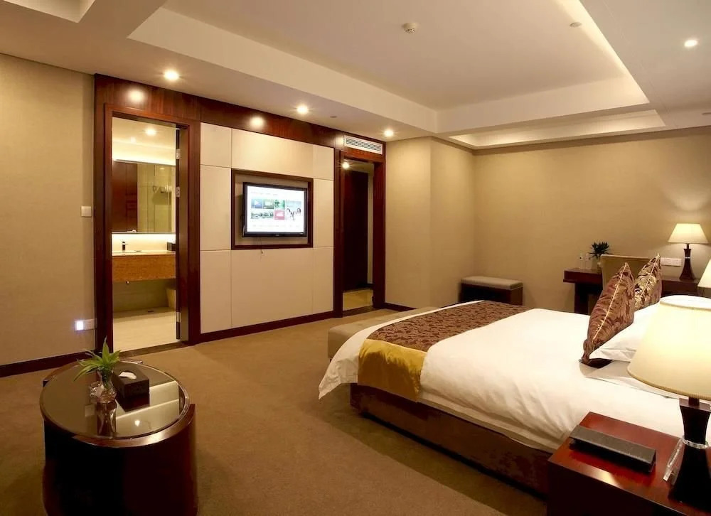 Hangzhou Binjiang Maison New Century Hotel