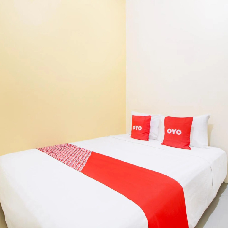 Hotel O Alun-Alun Purwokerto Near Gor Satria Purwokerto Formerly Guest House Blessing