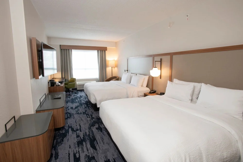 Comfort Suites